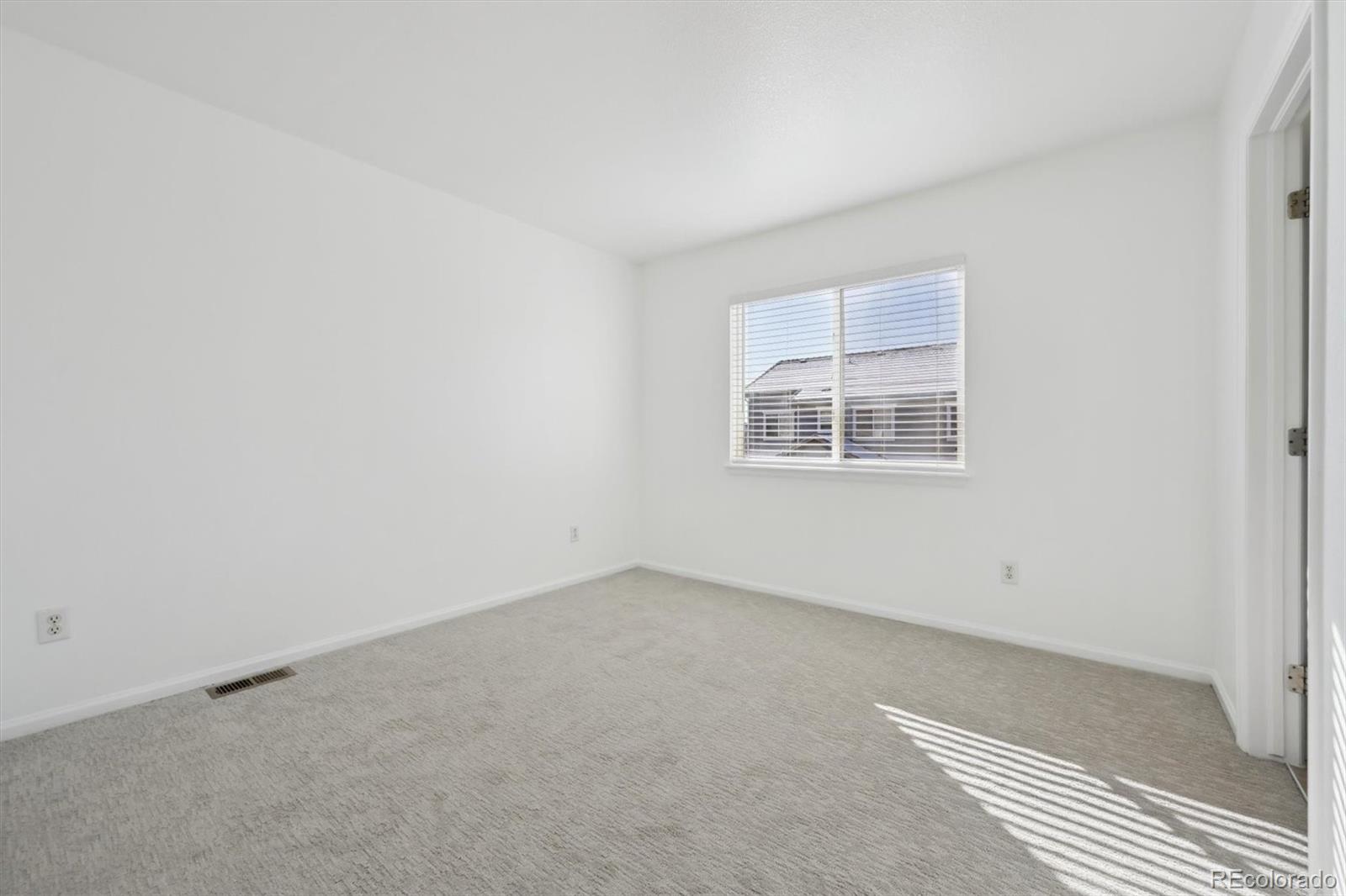 MLS Image #18 for 16586 e 99th place,commerce city, Colorado