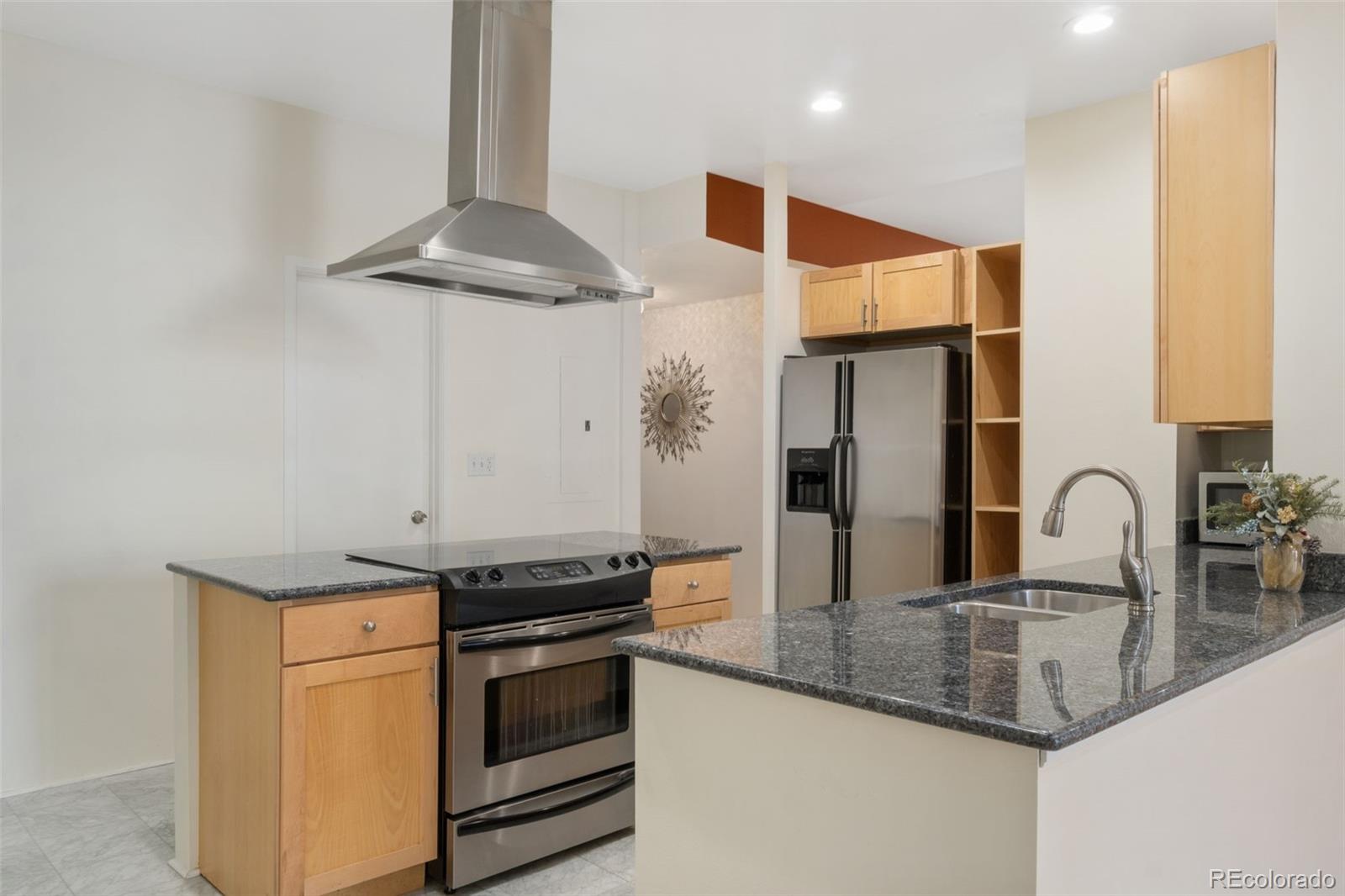 MLS Image #15 for 1777  larimer street 608,denver, Colorado