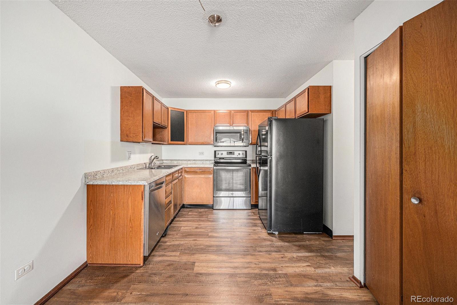 MLS Image #3 for 300 s clinton street 10c,denver, Colorado