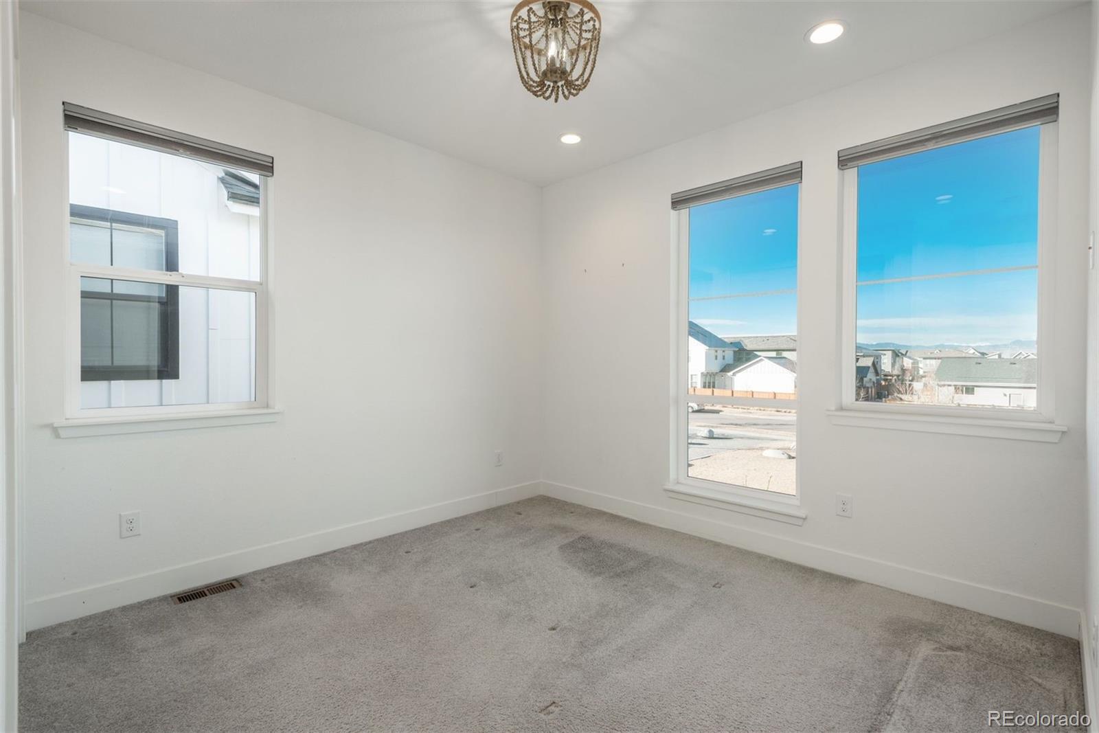 MLS Image #34 for 5866  boston court,denver, Colorado