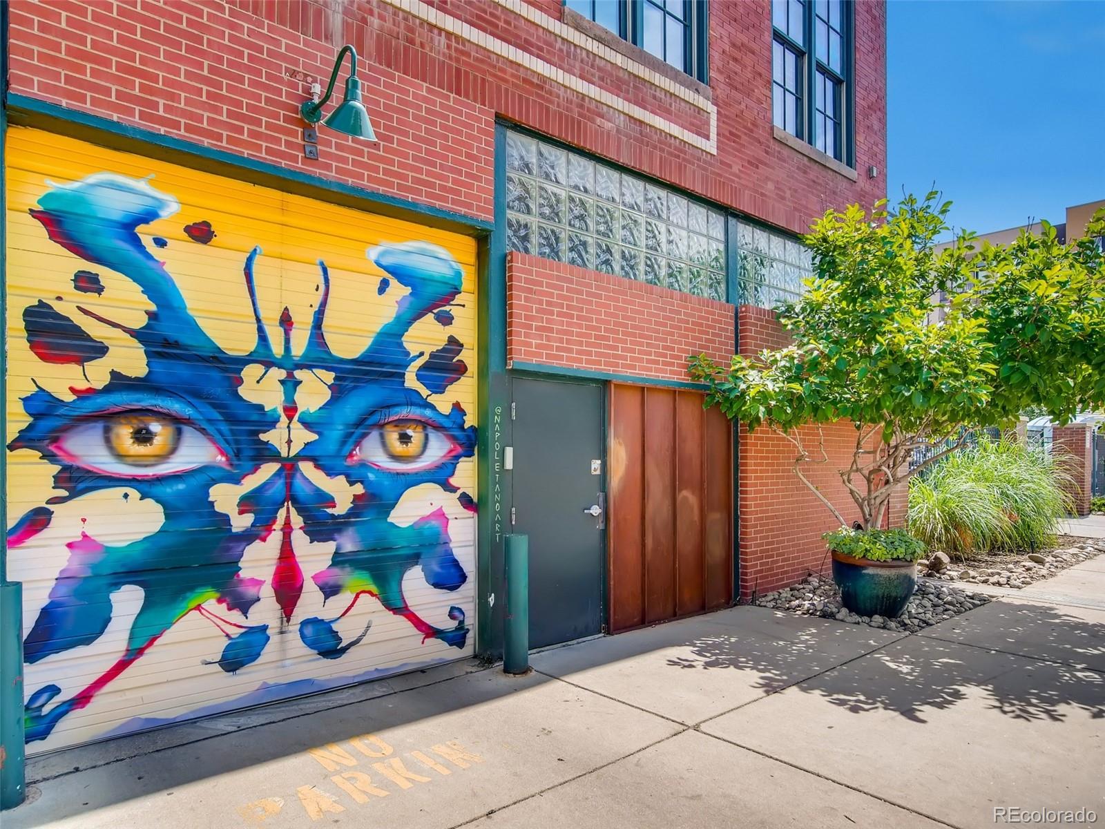 MLS Image #33 for 2441 n broadway  212,denver, Colorado