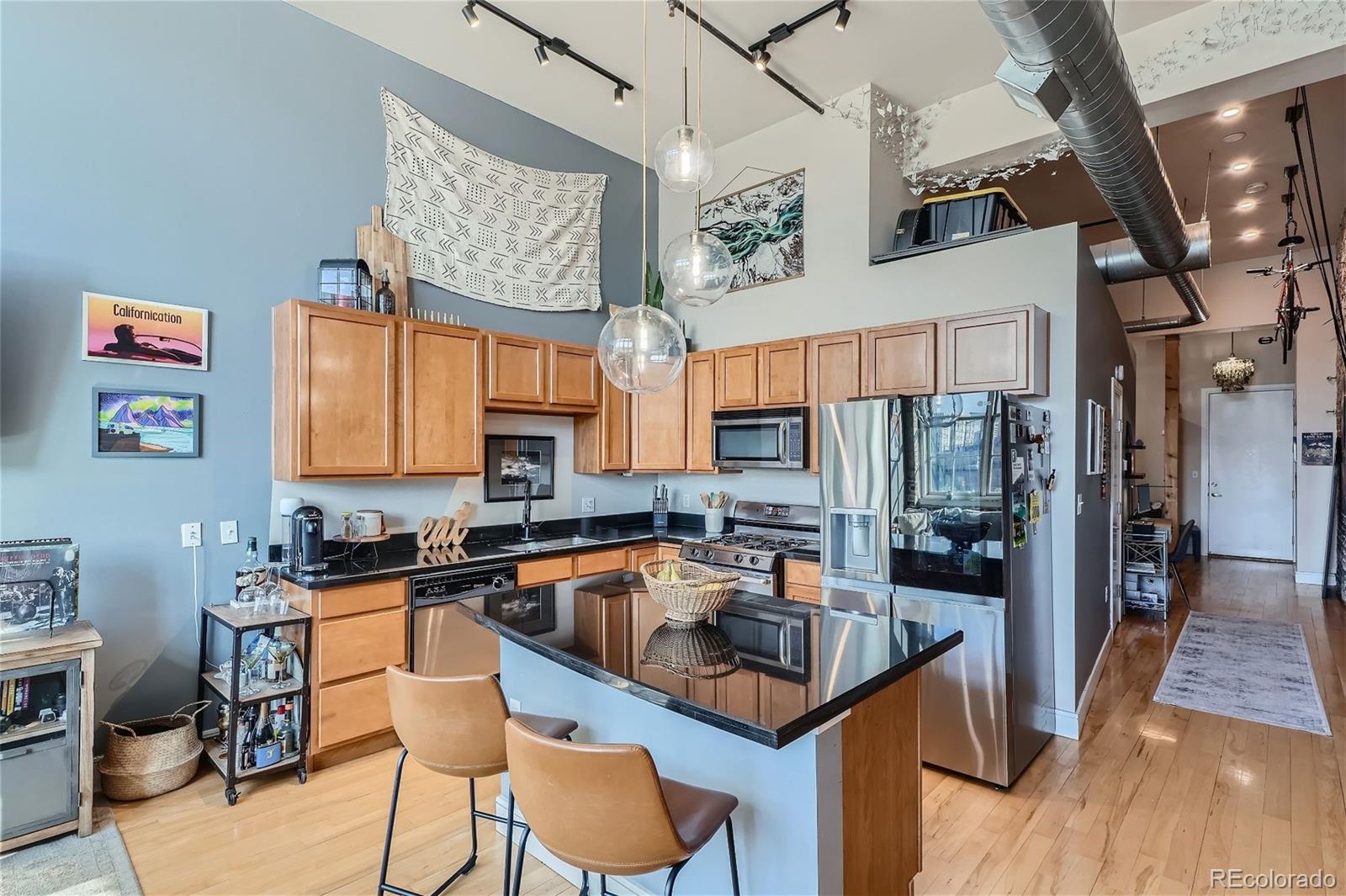 MLS Image #6 for 2441 n broadway  212,denver, Colorado