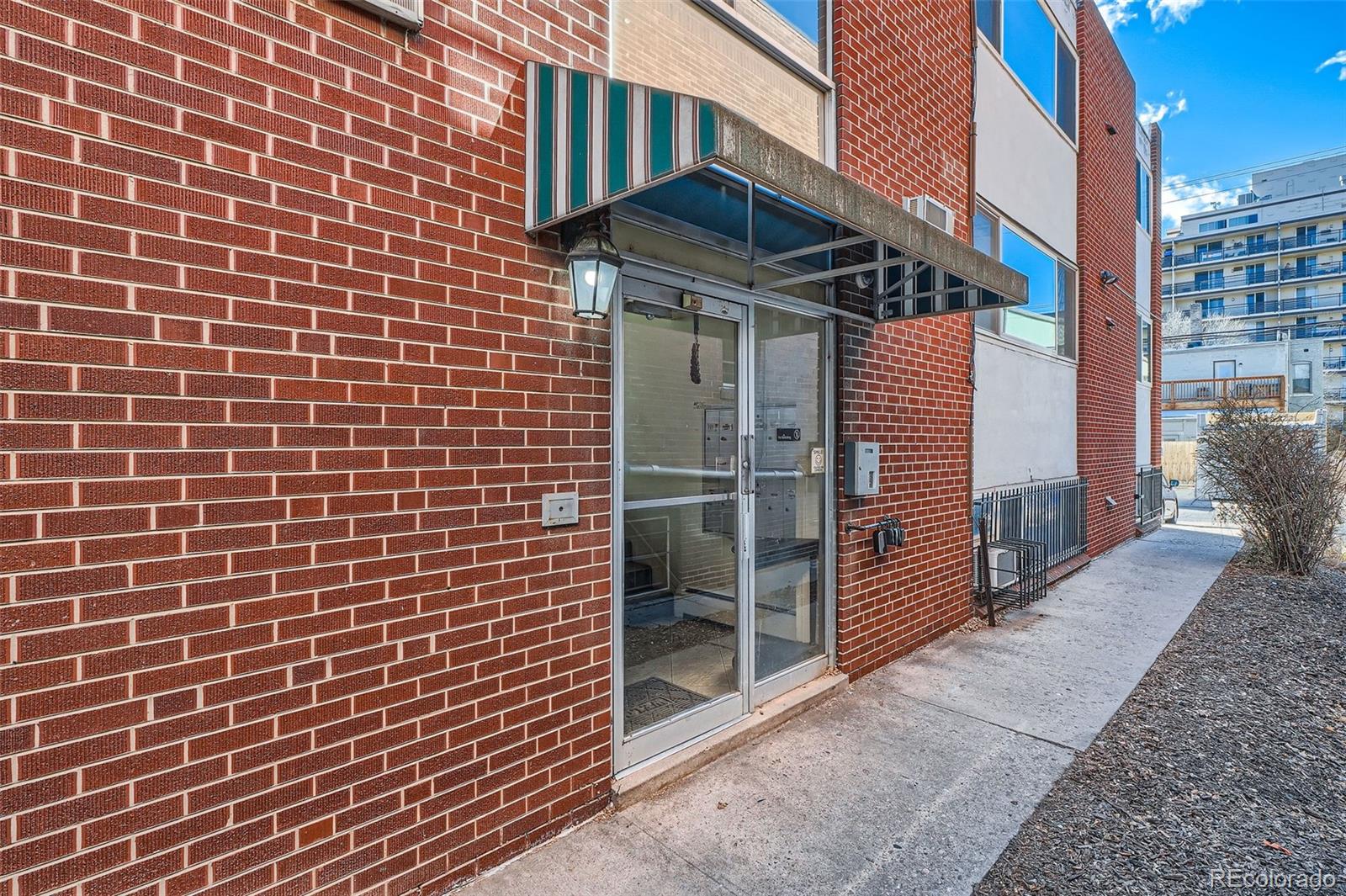 MLS Image #20 for 985 n corona street,denver, Colorado