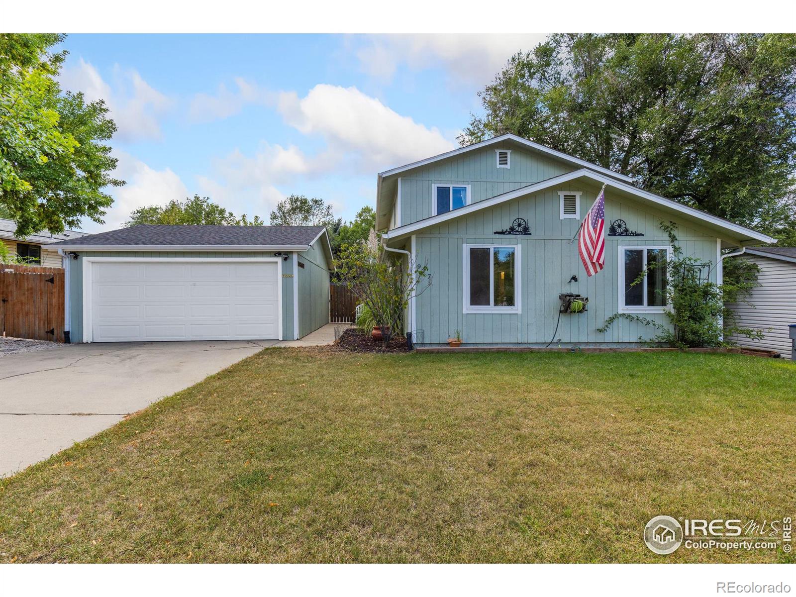 MLS Image #1 for 927  quartz court,longmont, Colorado