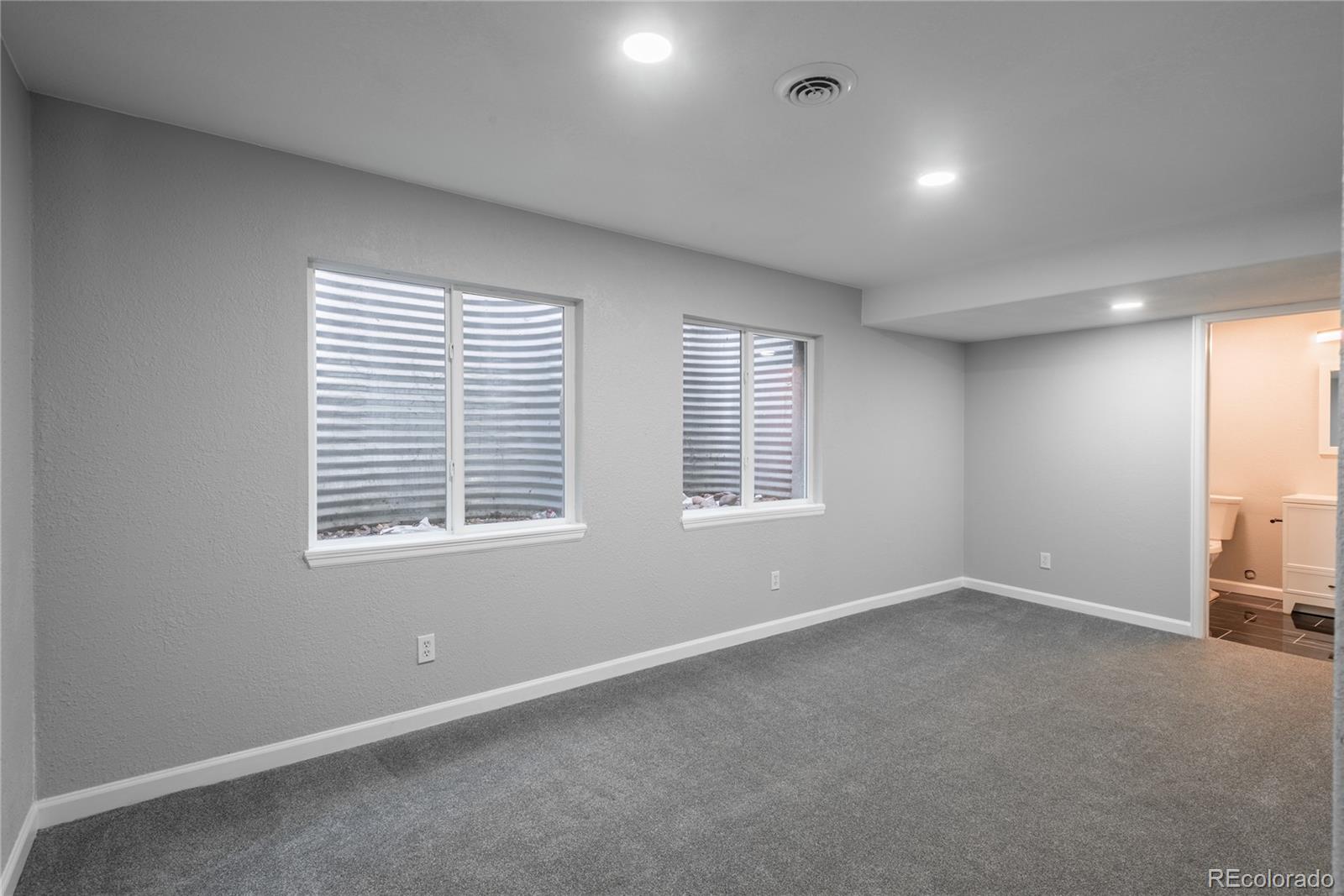 MLS Image #26 for 4575  gibraltar street,denver, Colorado