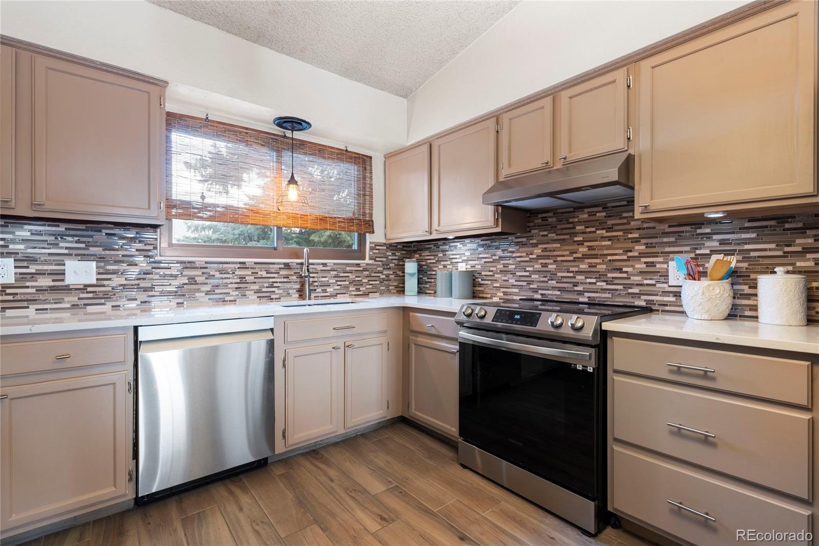 MLS Image #10 for 3599 s kalispell street,aurora, Colorado