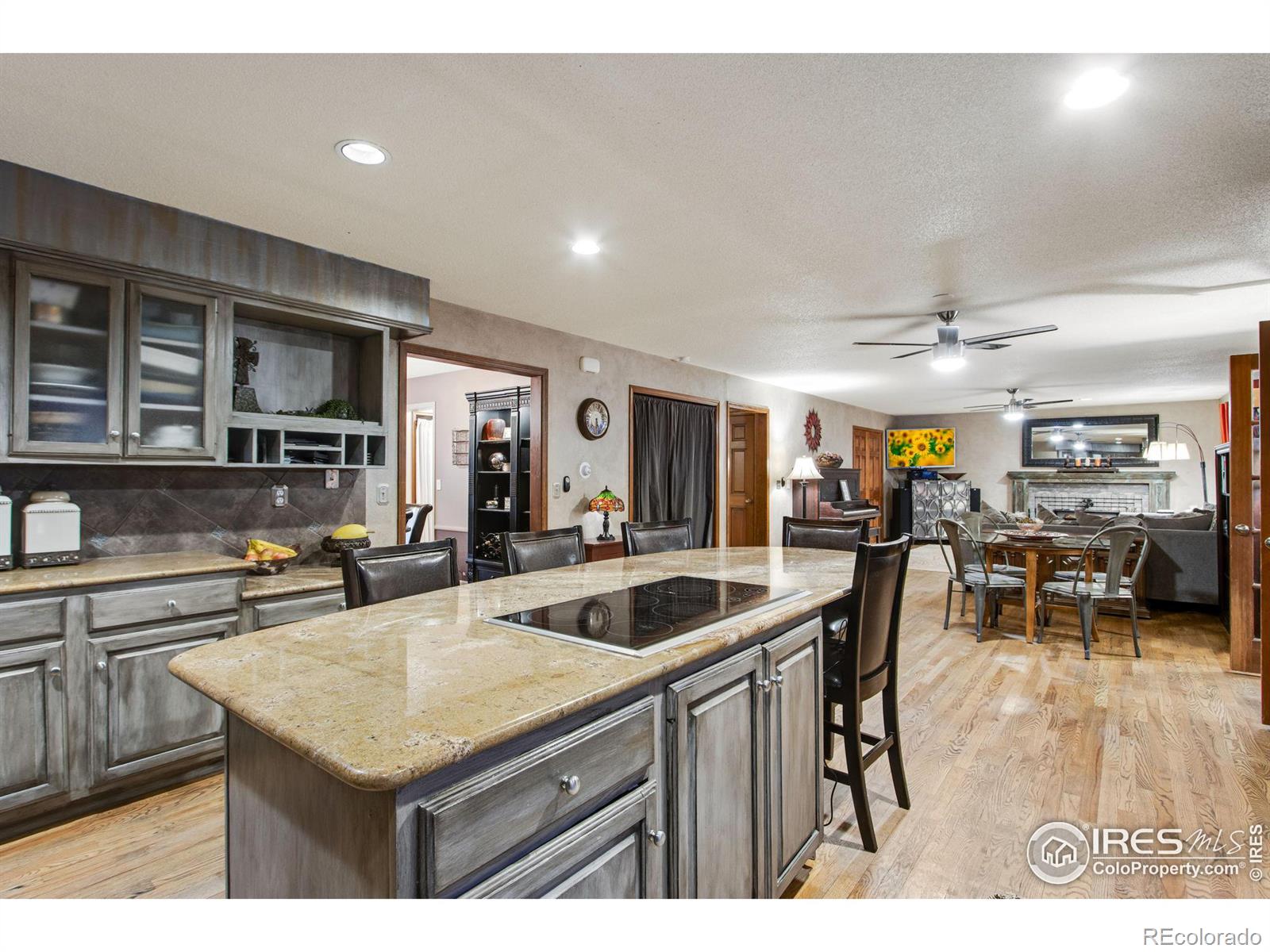 MLS Image #25 for 727 e 27th street,greeley, Colorado