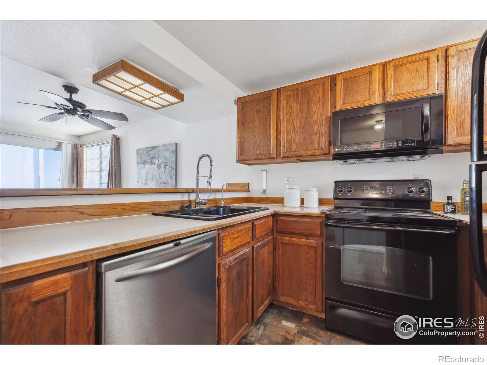 MLS Image #12 for 2141  sunridge circle,broomfield, Colorado