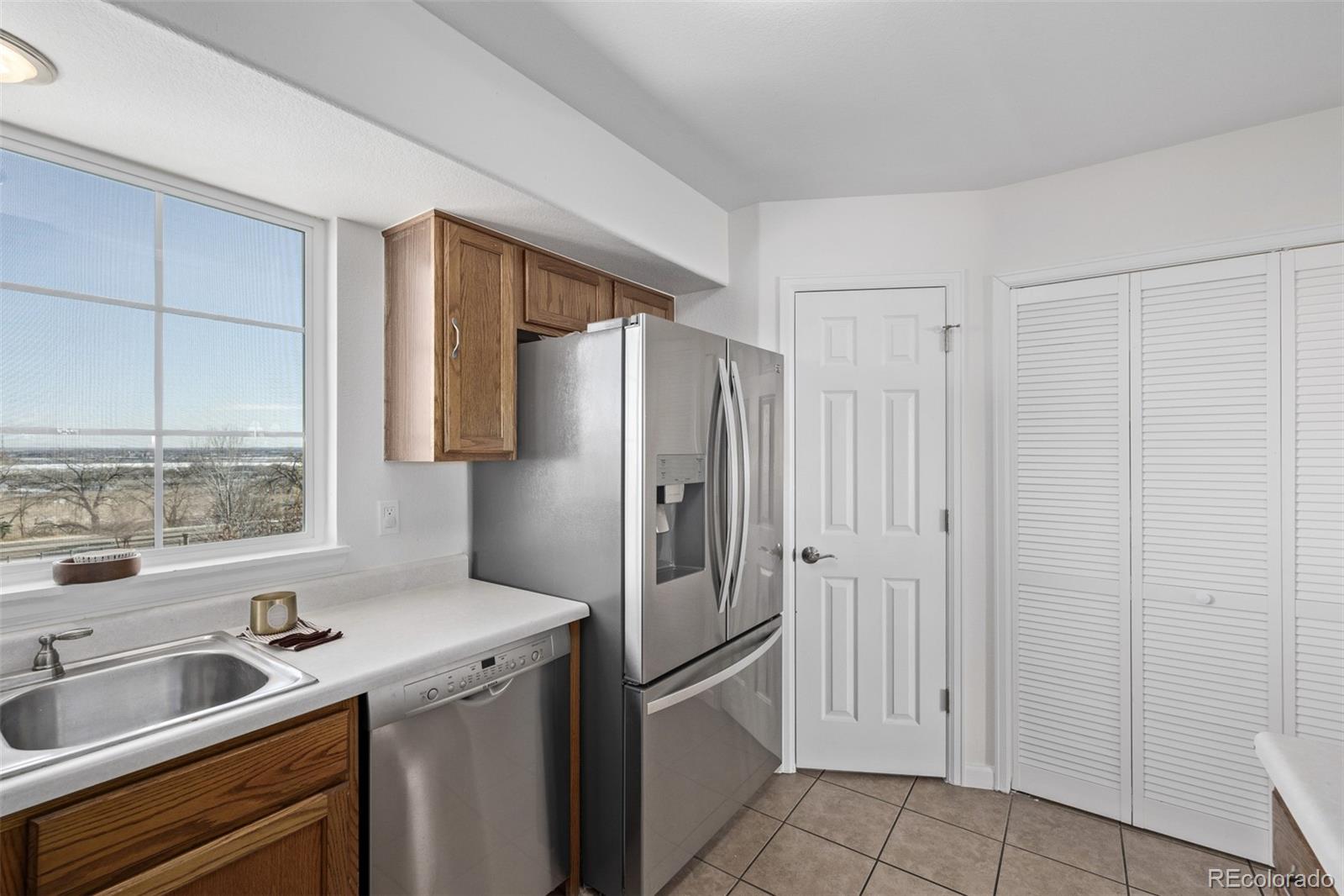 MLS Image #16 for 8199  welby road,denver, Colorado