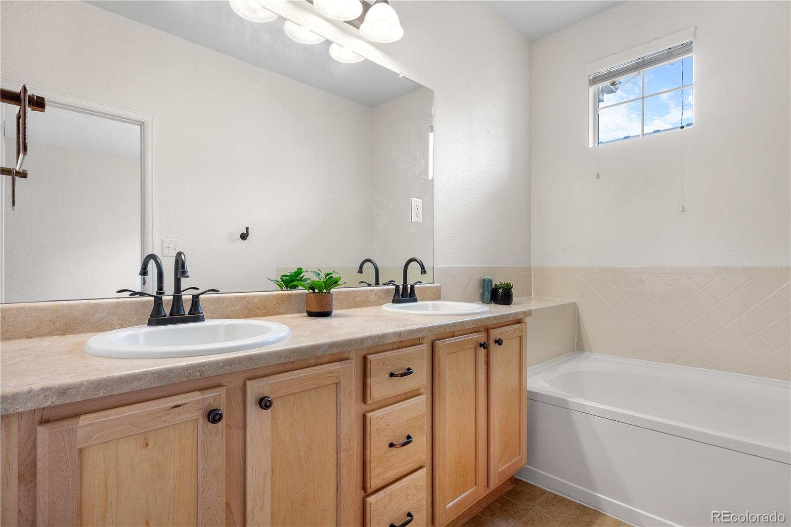 MLS Image #18 for 15945 e geddes drive 54,aurora, Colorado