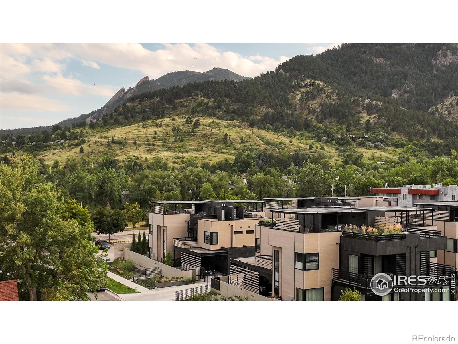 MLS Image #36 for 1955  3rd street,boulder, Colorado