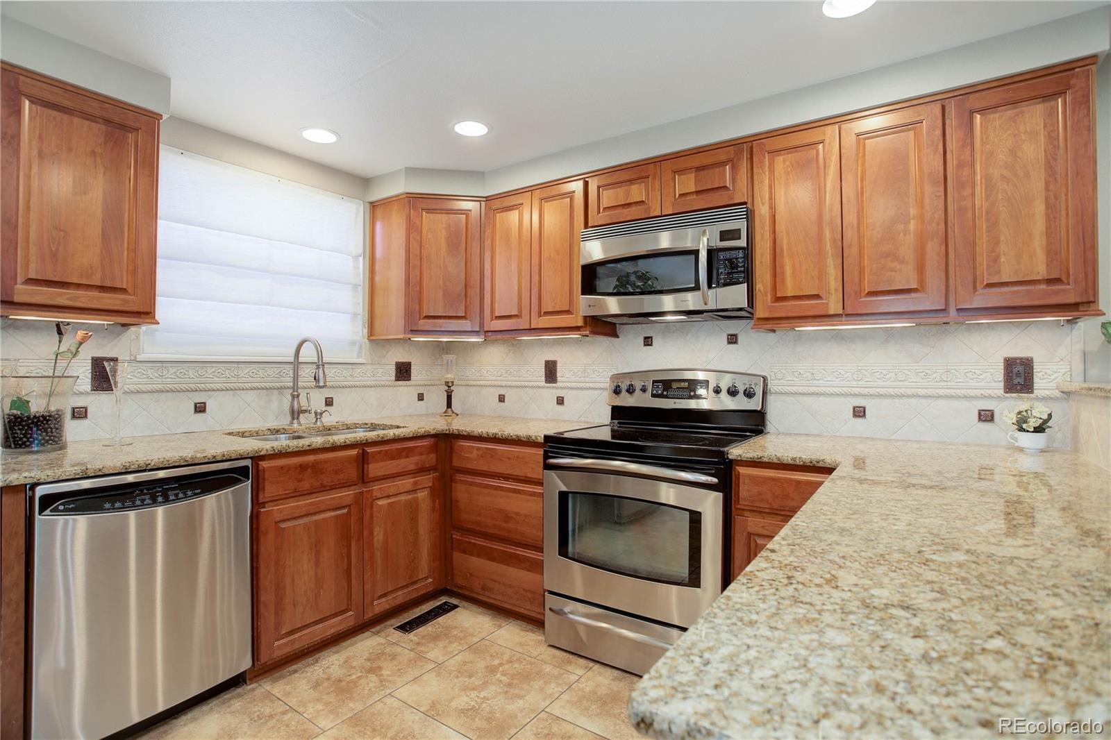 MLS Image #9 for 5222 s emporia way,greenwood village, Colorado