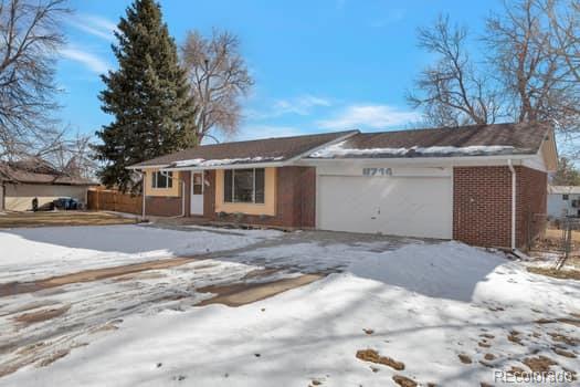 CMA Image for 8714 W Burgundy Drive,Littleton, Colorado