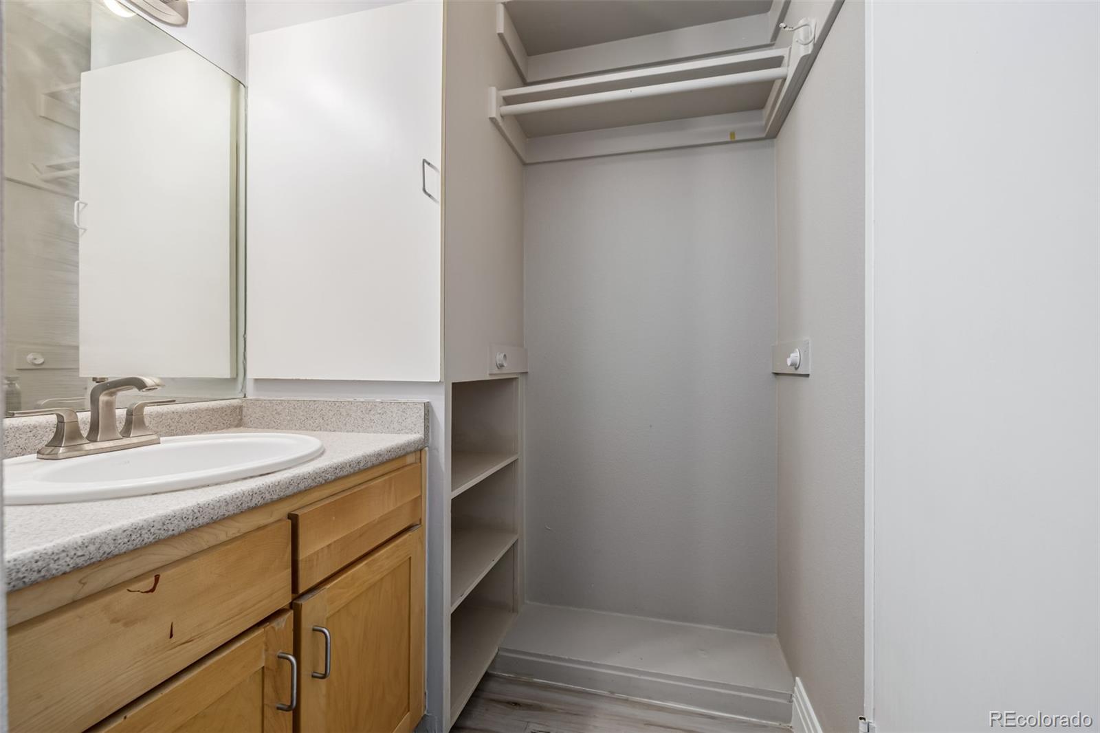 MLS Image #19 for 1196 n grant street 204,denver, Colorado