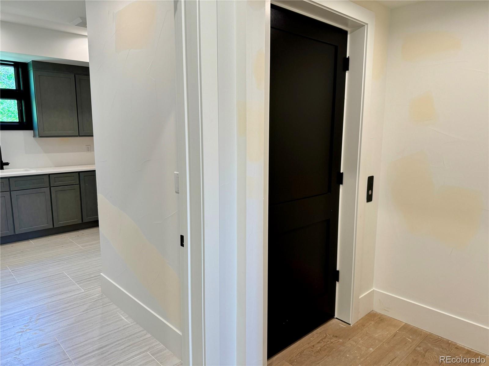 MLS Image #21 for 2442 s saint paul street,denver, Colorado