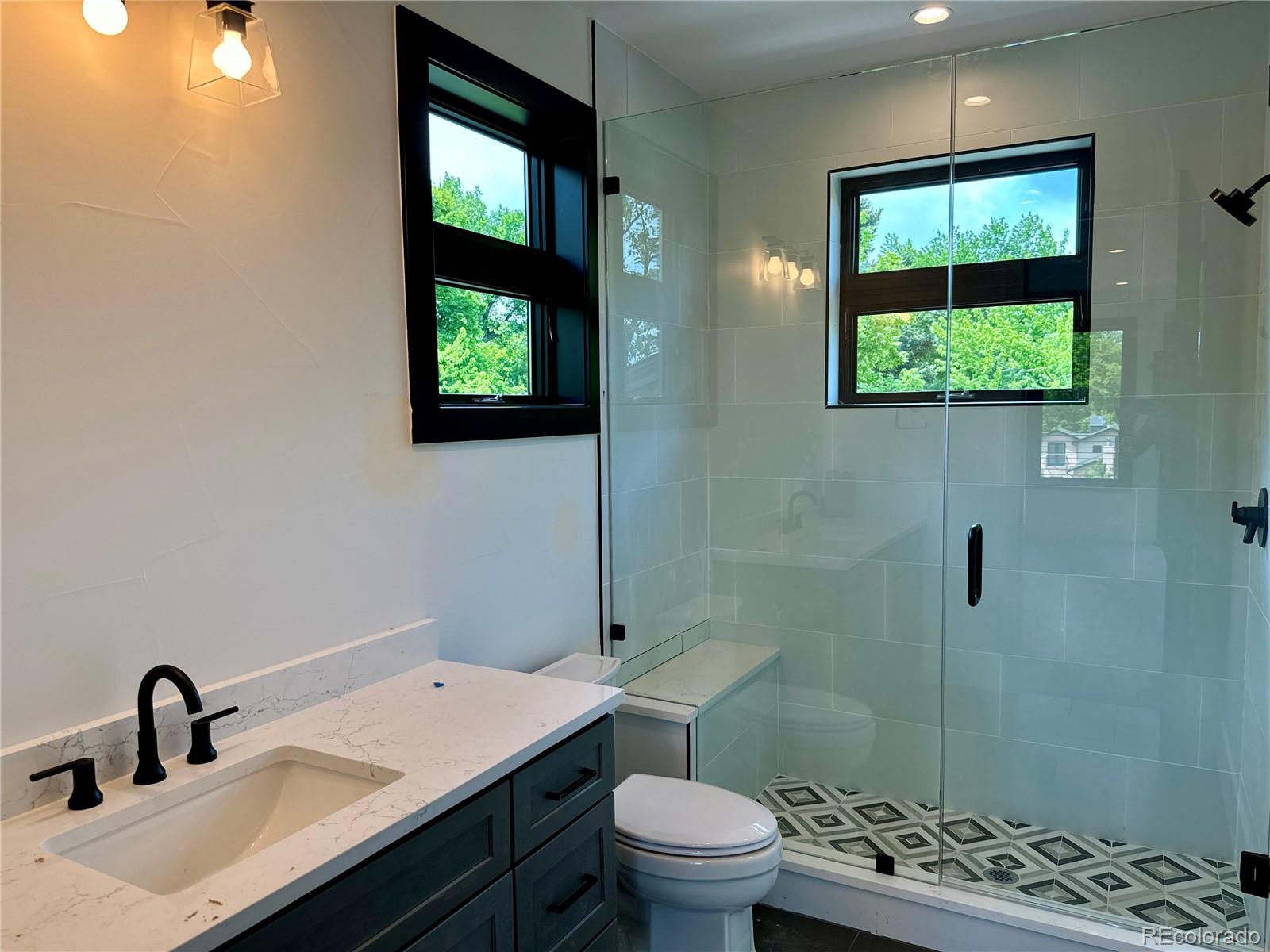 MLS Image #28 for 2442 s saint paul street,denver, Colorado