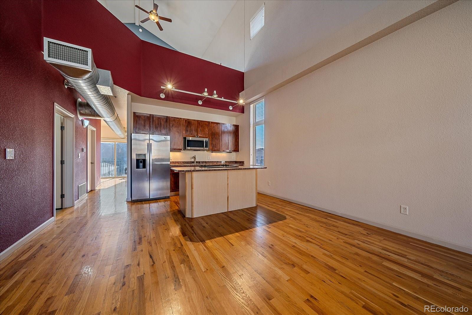 MLS Image #11 for 190  roslyn street,denver, Colorado