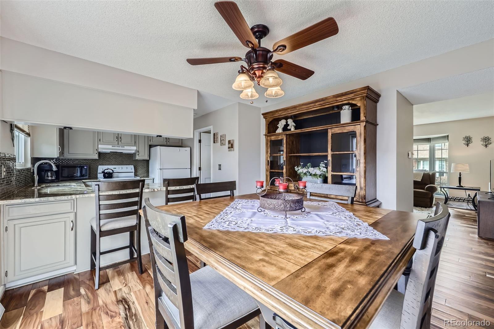 MLS Image #7 for 8862 e amherst drive,denver, Colorado