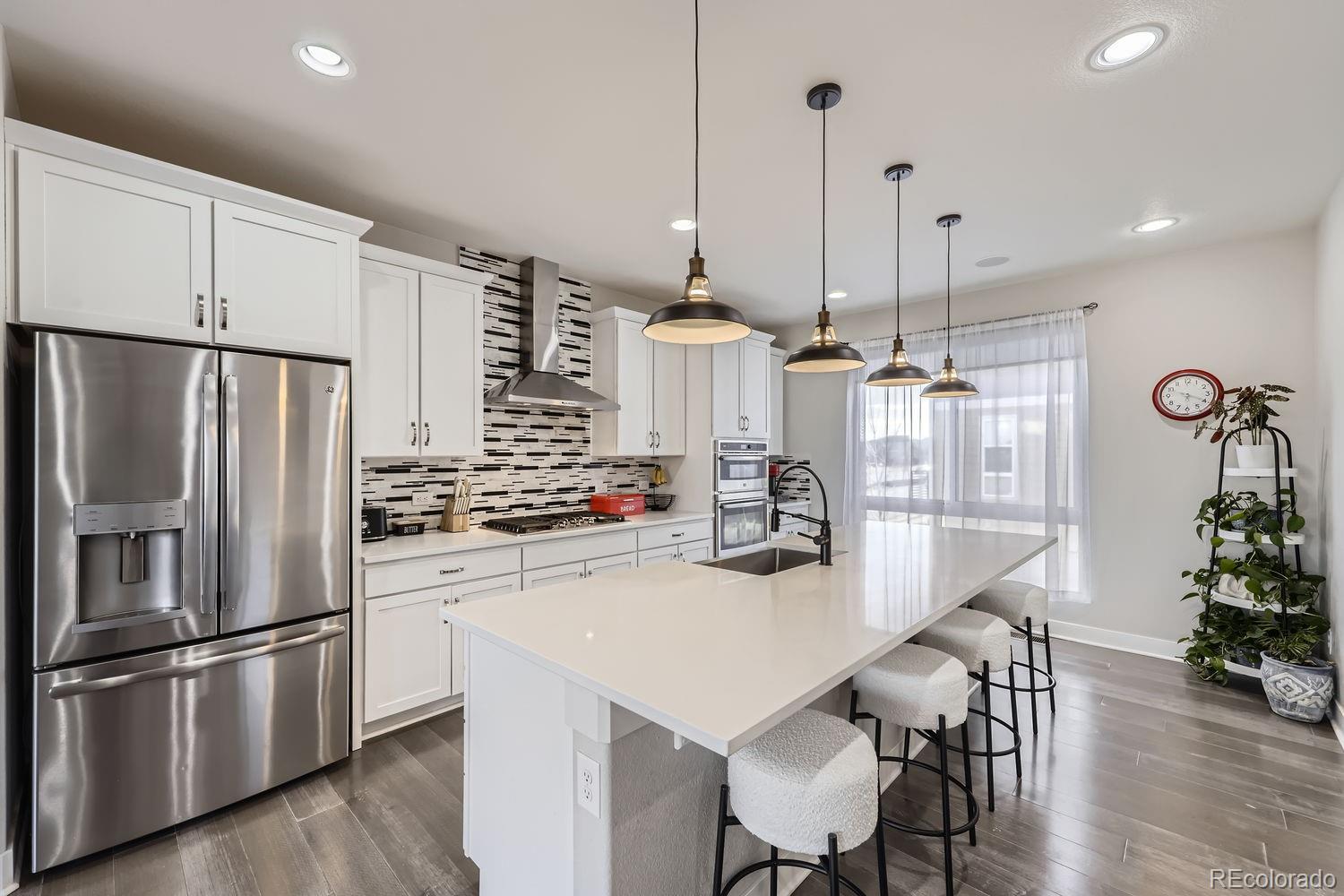 MLS Image #13 for 15878 e broncos place,centennial, Colorado