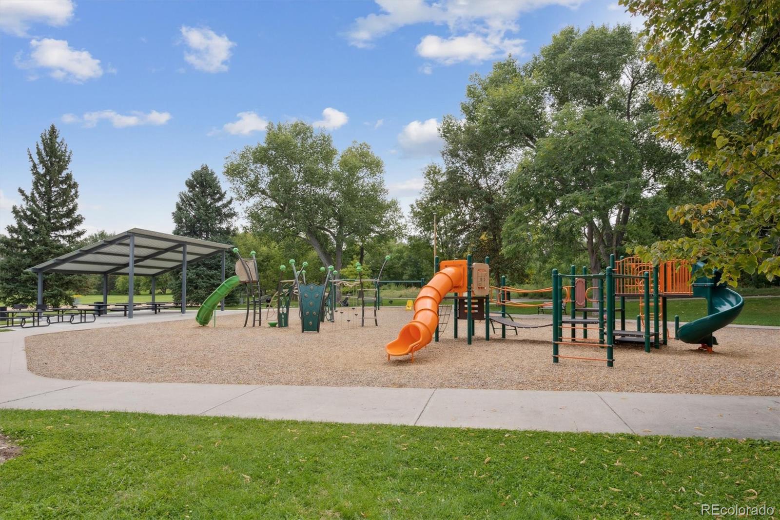 MLS Image #36 for 3026 s clermont drive,denver, Colorado