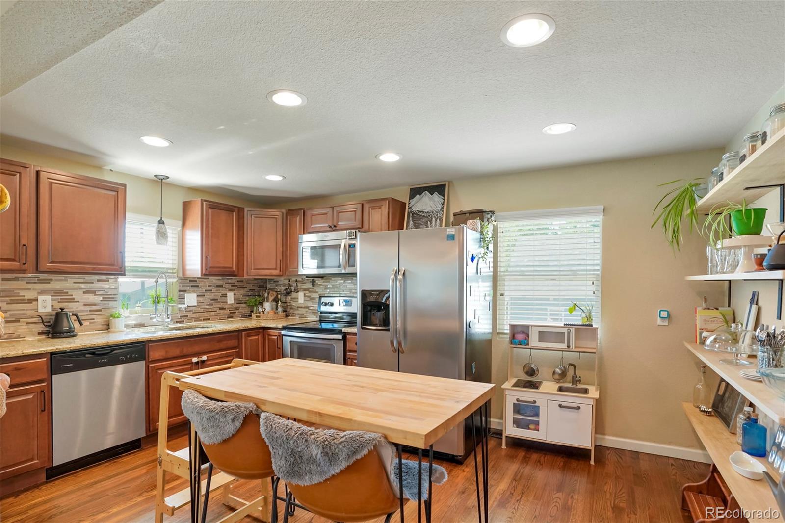 MLS Image #8 for 6653 n knox court,denver, Colorado