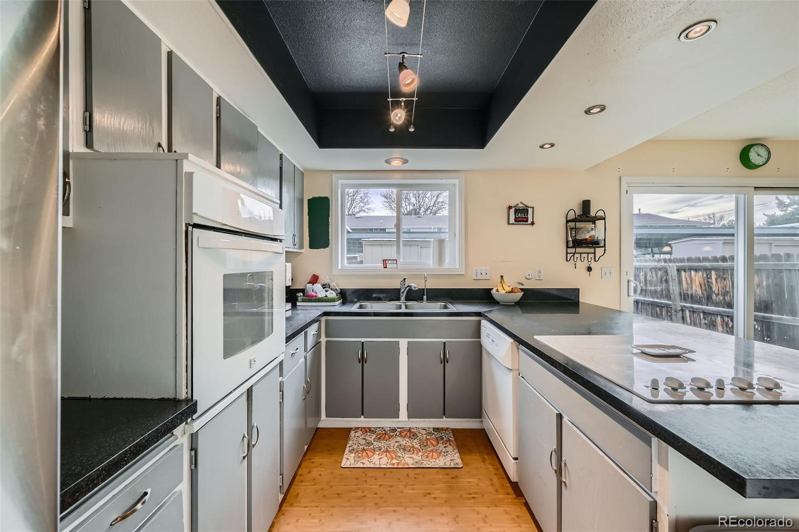 MLS Image #9 for 9110 e lehigh avenue,denver, Colorado