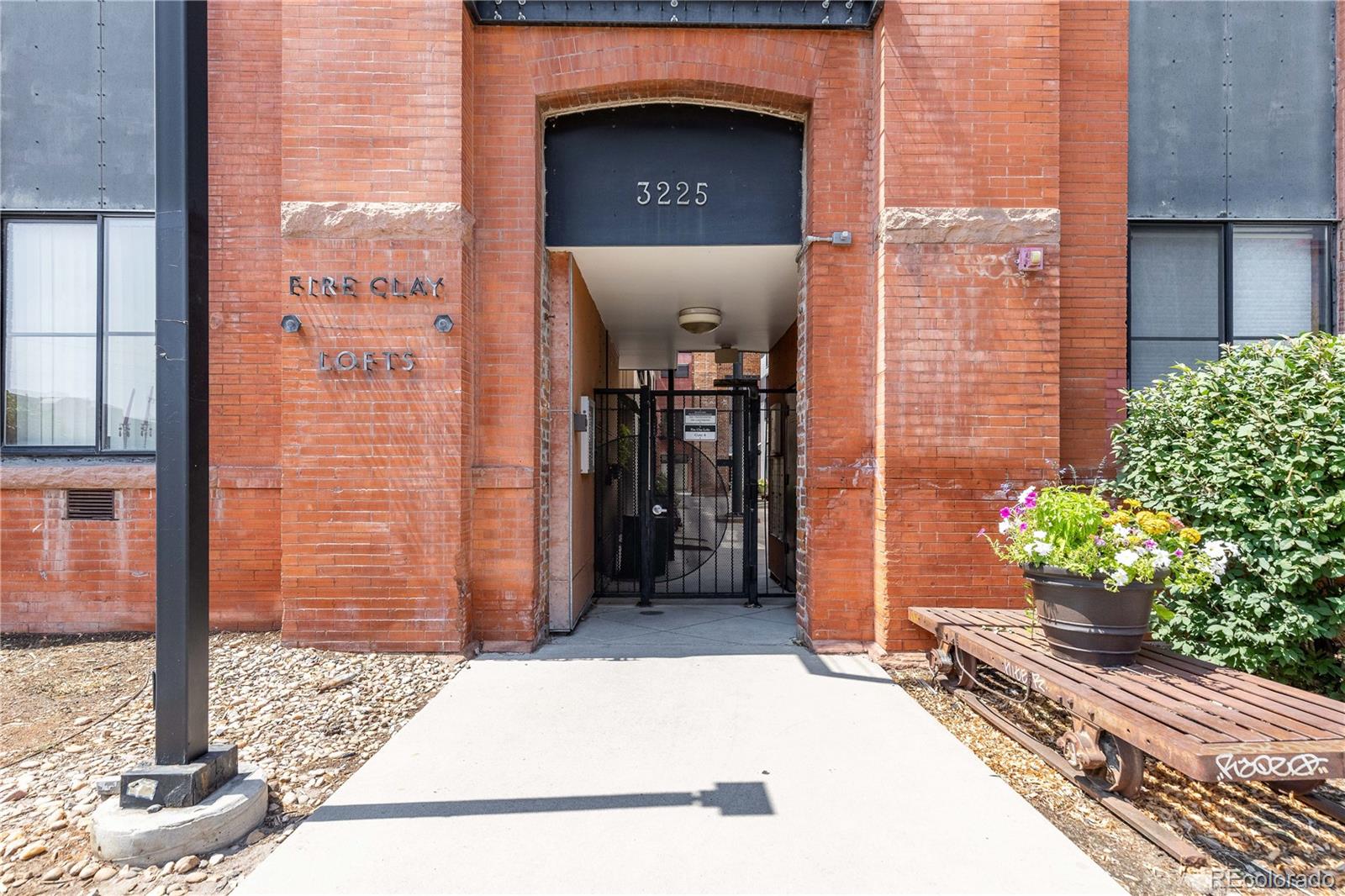 CMA Image for 3225  Blake Street,Denver, Colorado