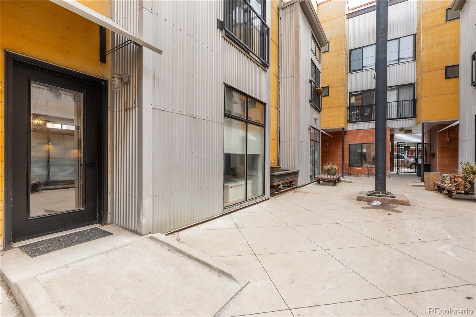 MLS Image #2 for 3225  blake street,denver, Colorado