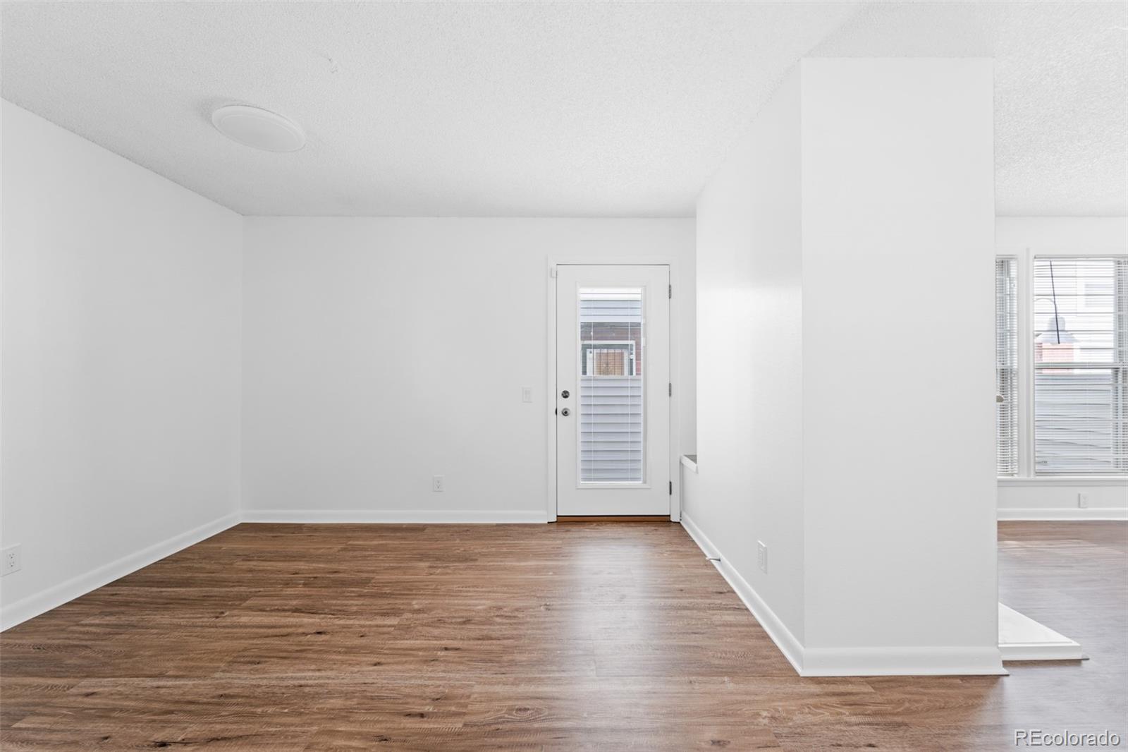 MLS Image #5 for 1035  jasmine street 3,denver, Colorado