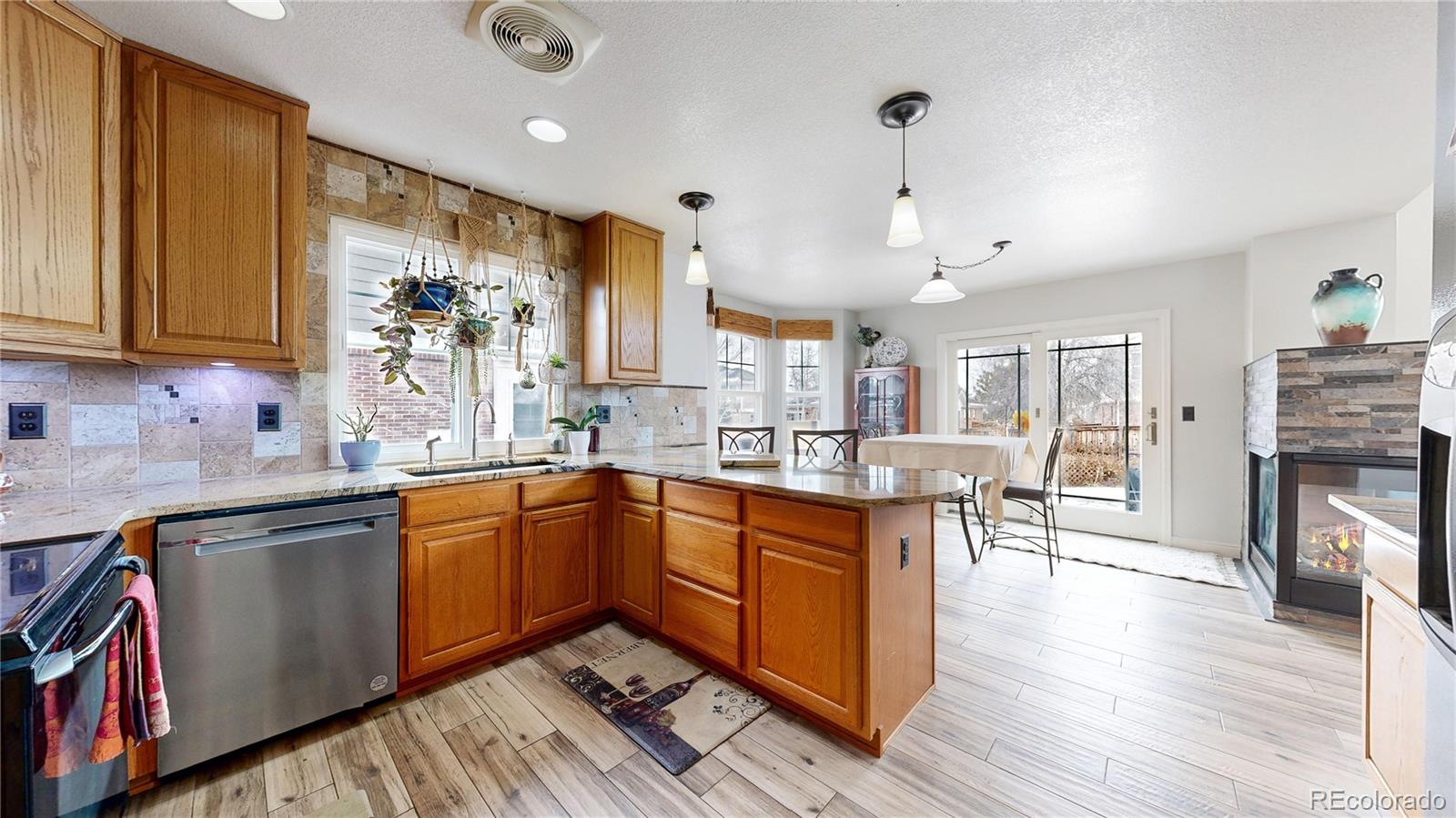 MLS Image #11 for 2676 s jebel way,aurora, Colorado