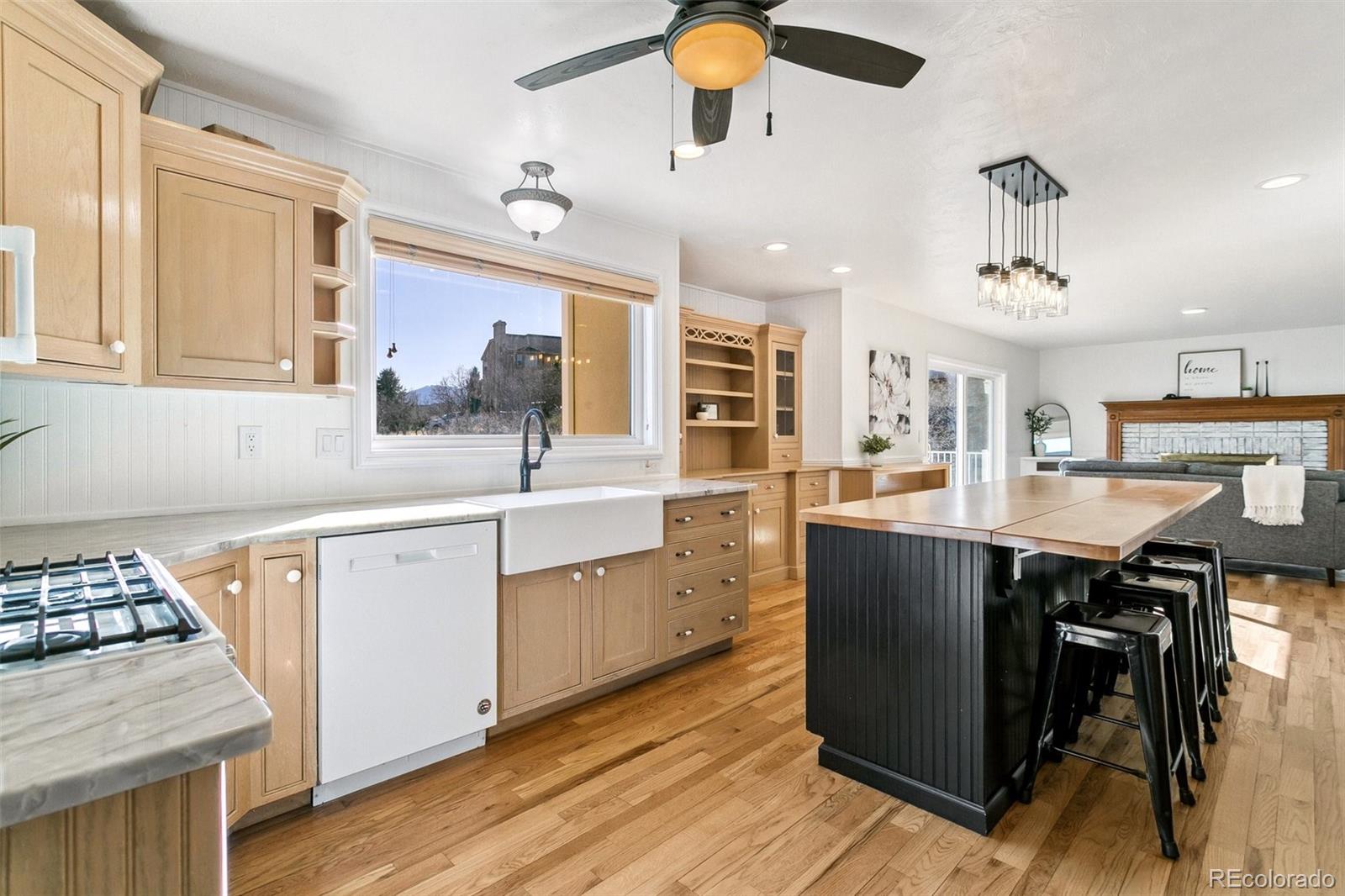 MLS Image #12 for 2465  jenner court,colorado springs, Colorado