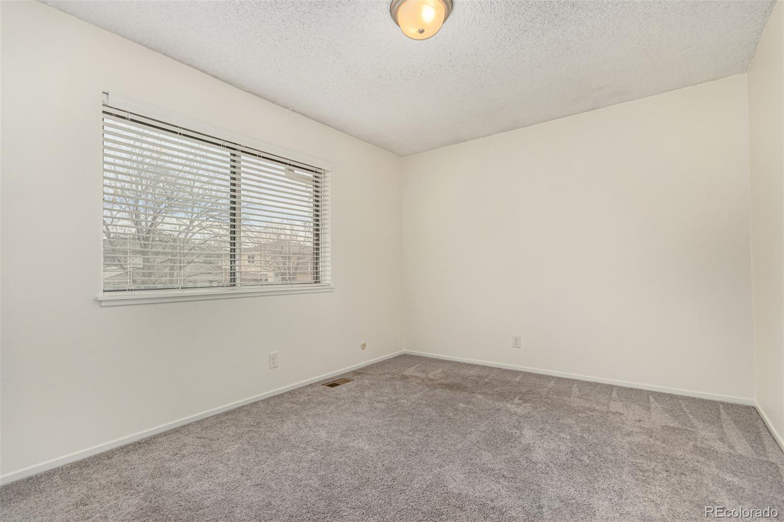 MLS Image #14 for 9255 e lehigh avenue 211,denver, Colorado