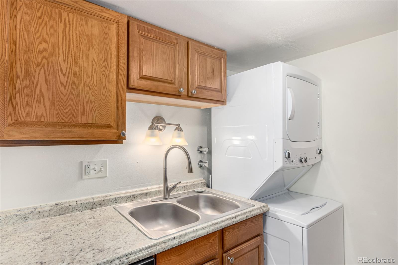 MLS Image #9 for 9255 e lehigh avenue 211,denver, Colorado