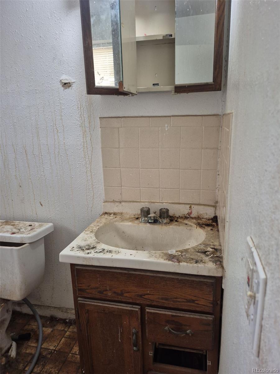 MLS Image #18 for 18249 e mexico place,aurora, Colorado