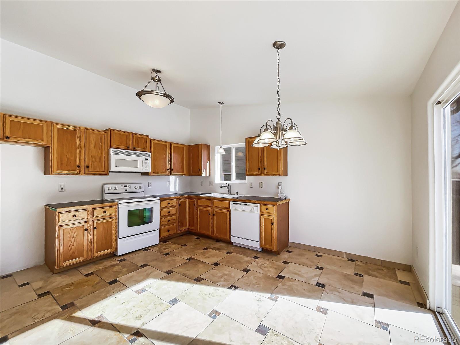 MLS Image #5 for 3639  settler ridge drive,mead, Colorado