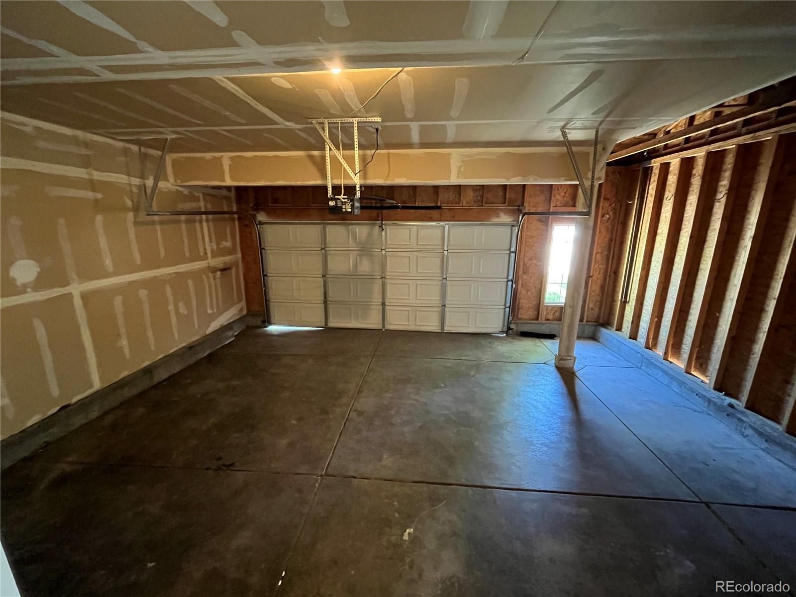 MLS Image #10 for 20558 e grand lane,aurora, Colorado