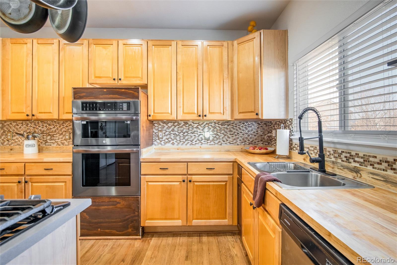 MLS Image #12 for 19805 e 58th place,aurora, Colorado