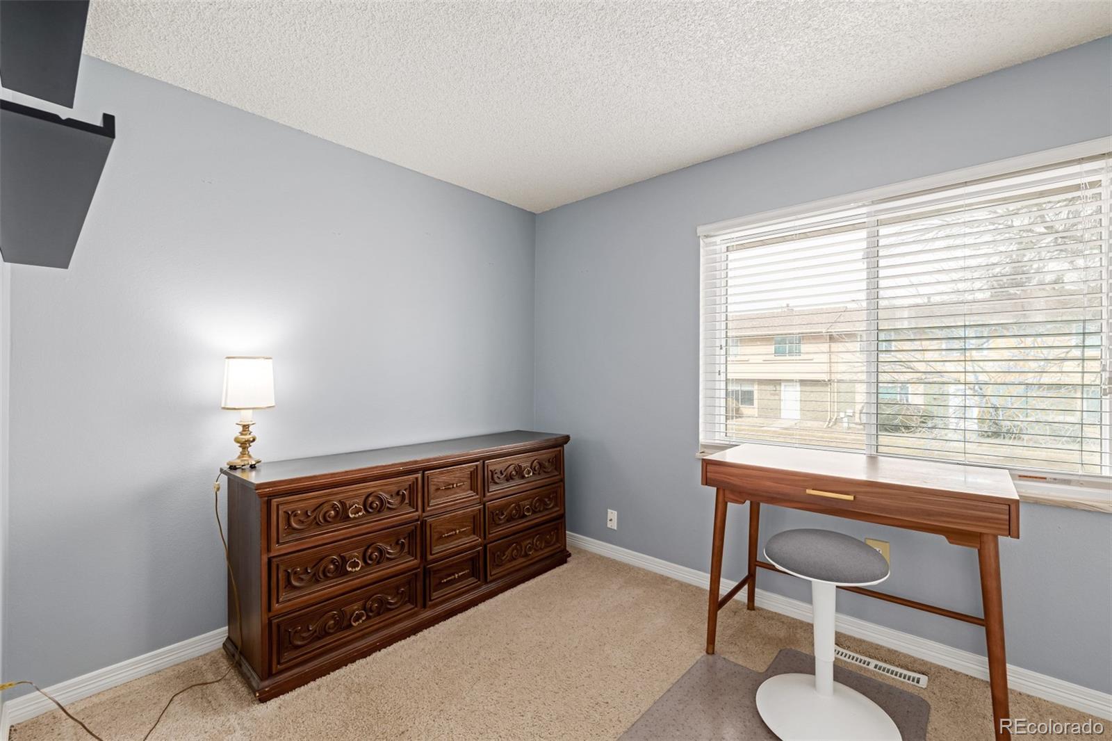 MLS Image #12 for 12423 e louisiana avenue,aurora, Colorado