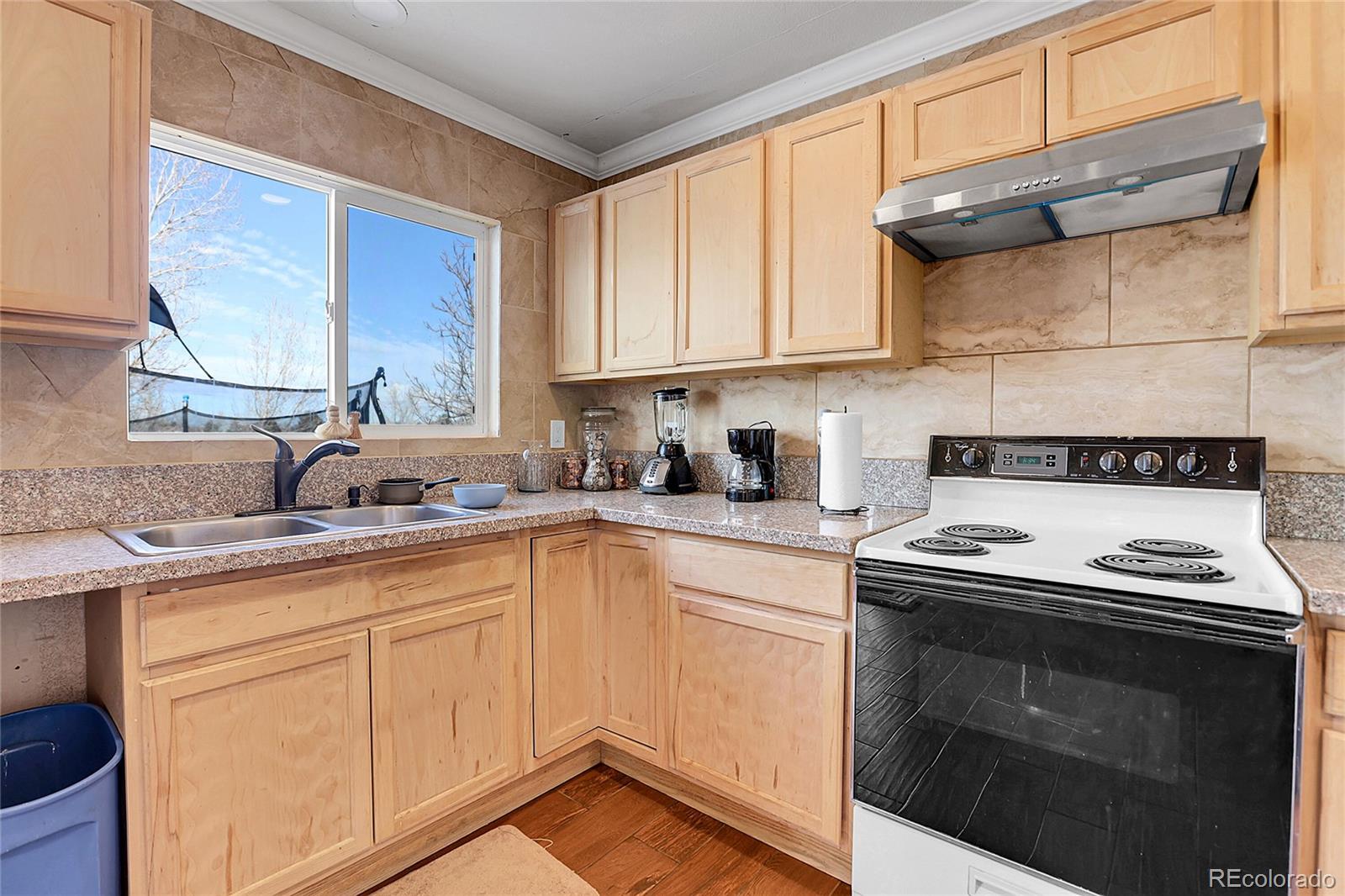 MLS Image #21 for 21455 e 44th avenue,denver, Colorado