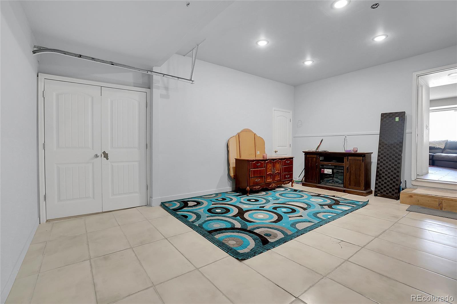 MLS Image #26 for 21455 e 44th avenue,denver, Colorado