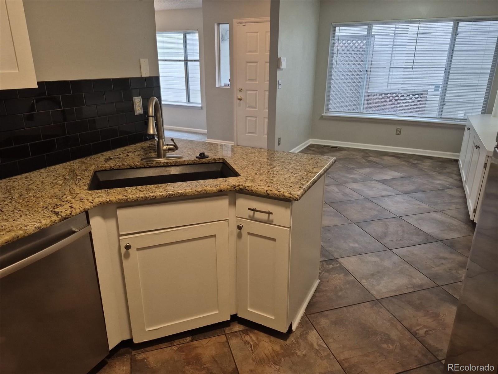 MLS Image #5 for 2238 s nile court,aurora, Colorado