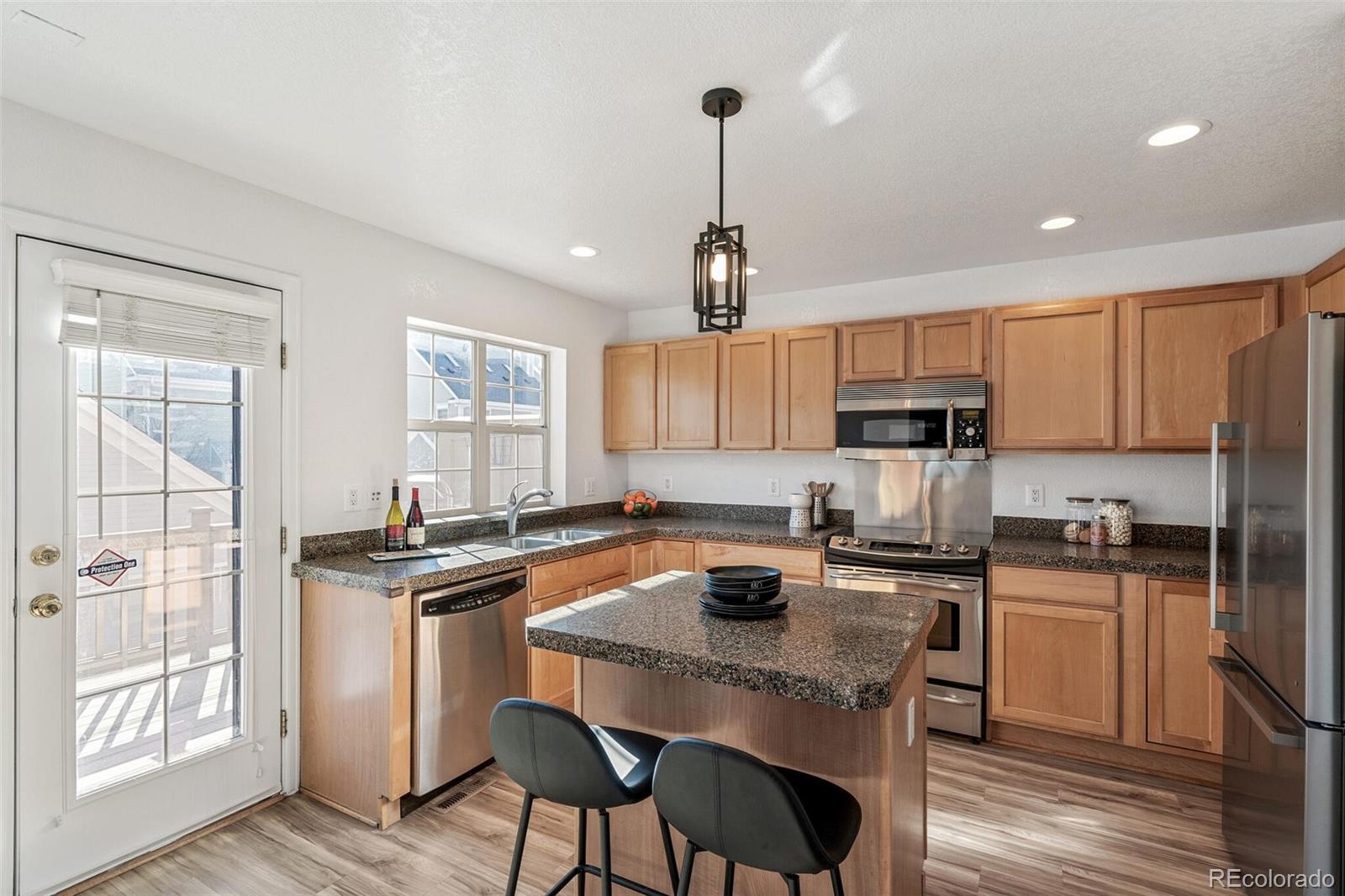 MLS Image #11 for 7960 e 29th avenue,denver, Colorado