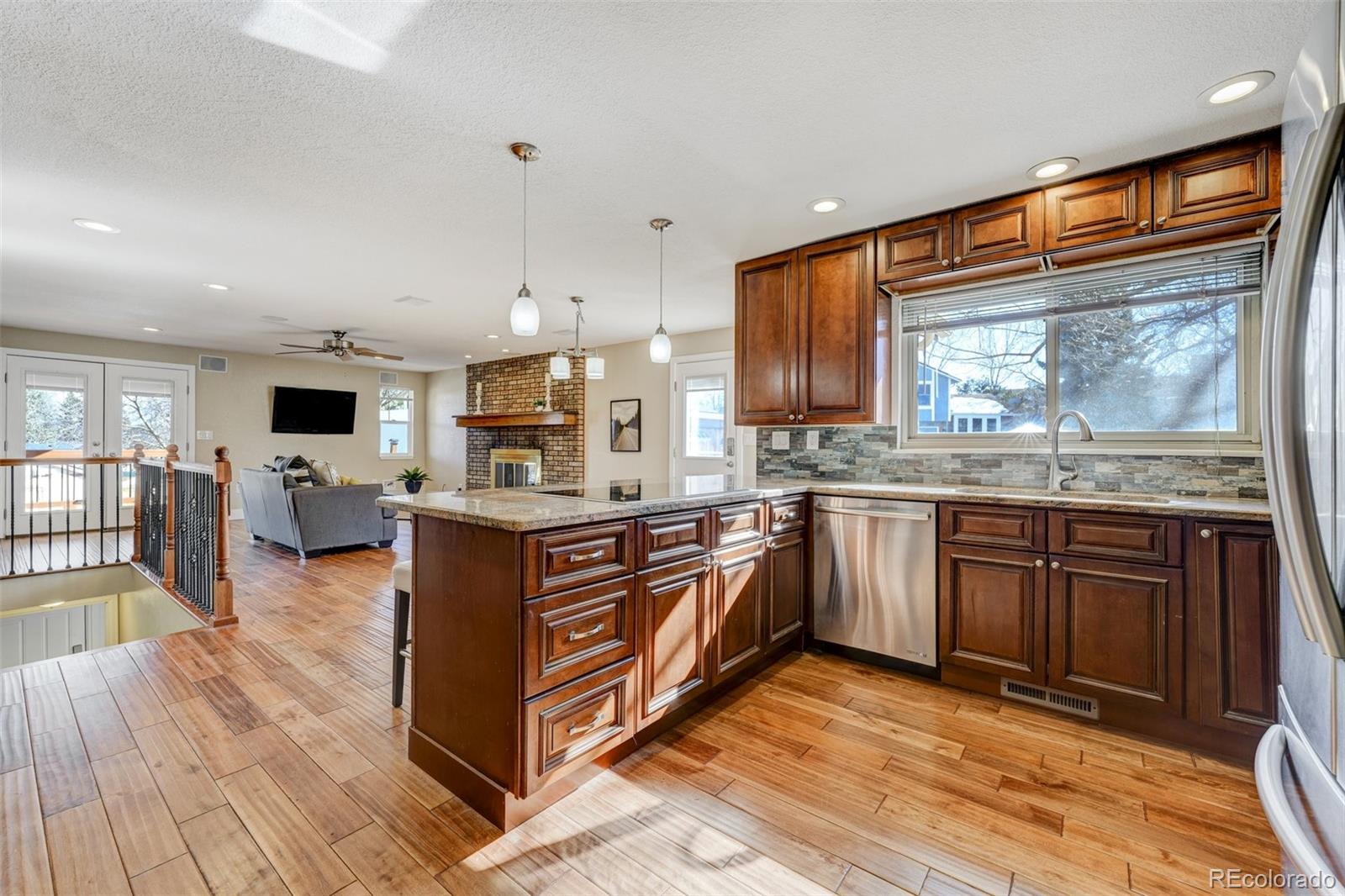 MLS Image #2 for 7338 s yukon court,littleton, Colorado