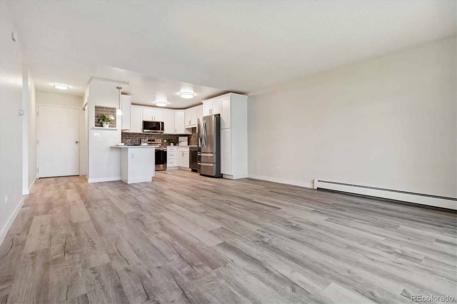 MLS Image #9 for 715 s alton way,denver, Colorado