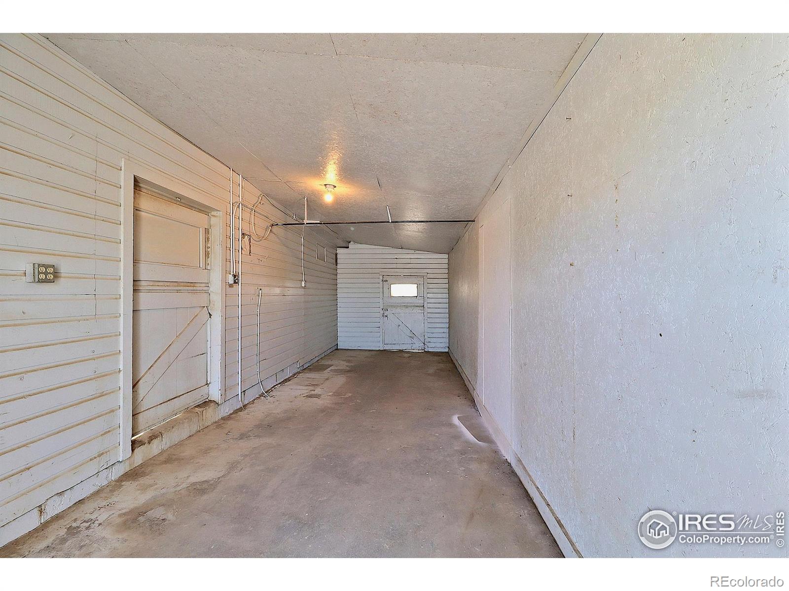 MLS Image #22 for 33698  cr 47 ,greeley, Colorado