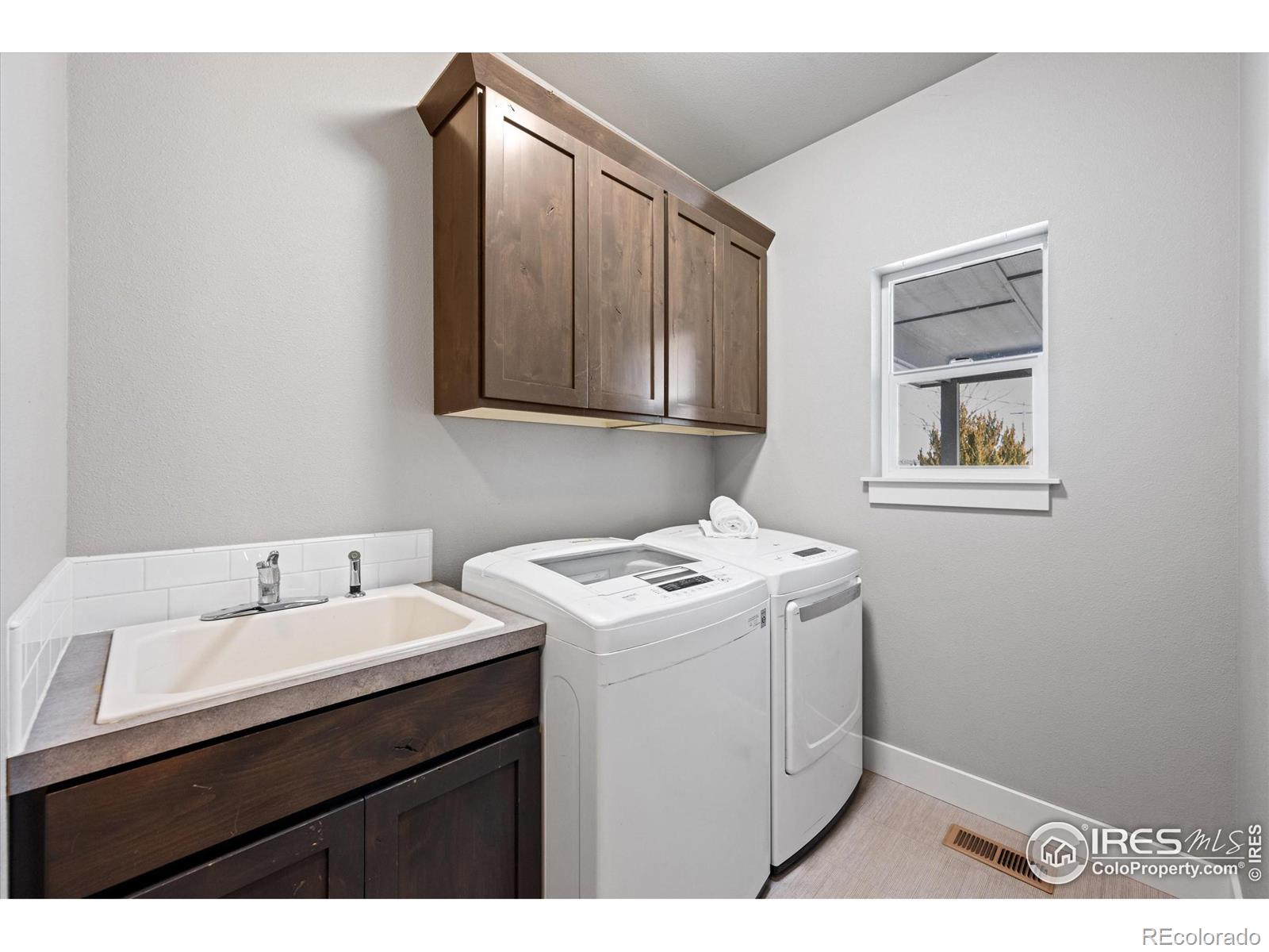 MLS Image #16 for 720  capricorn court,loveland, Colorado