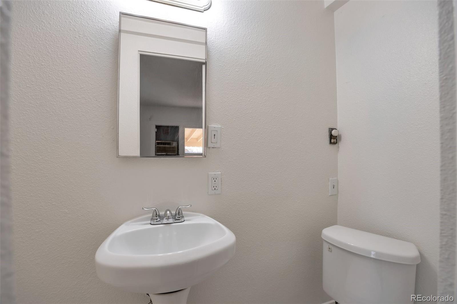 MLS Image #12 for 2918 w 2nd avenue,denver, Colorado