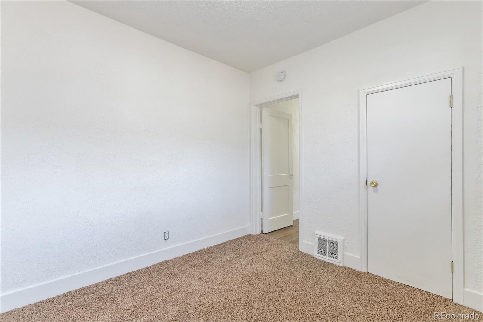 MLS Image #13 for 2918 w 2nd avenue,denver, Colorado