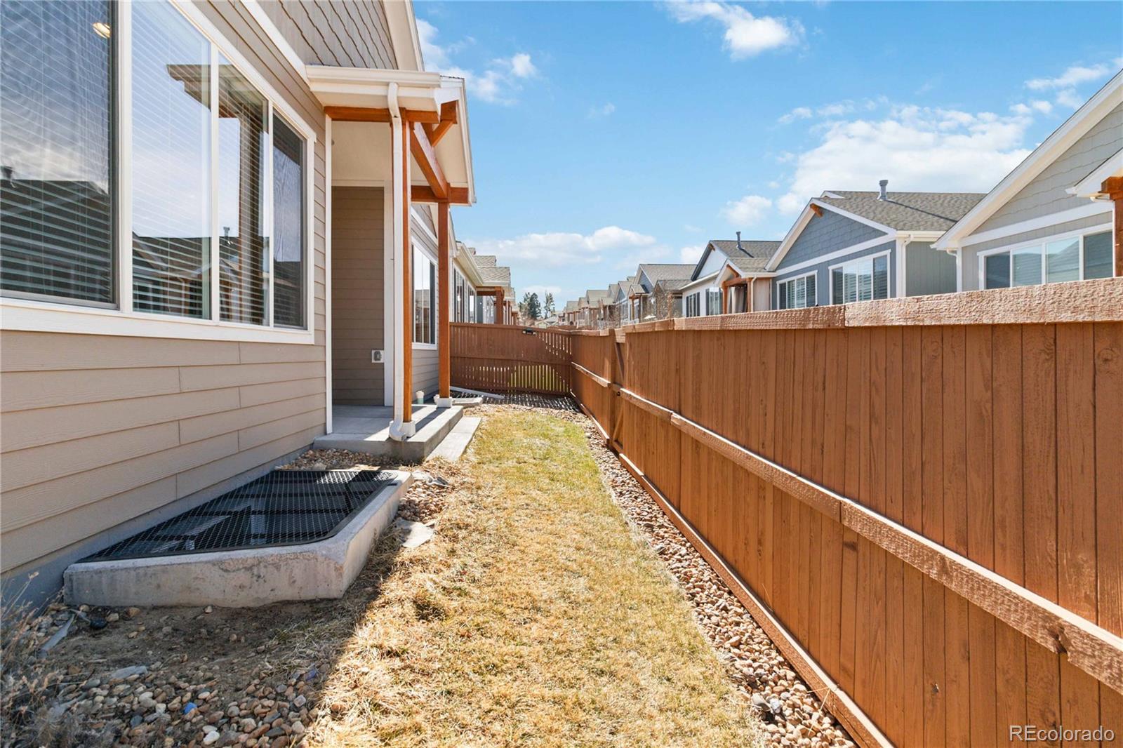 MLS Image #43 for 11482  colony loop,parker, Colorado