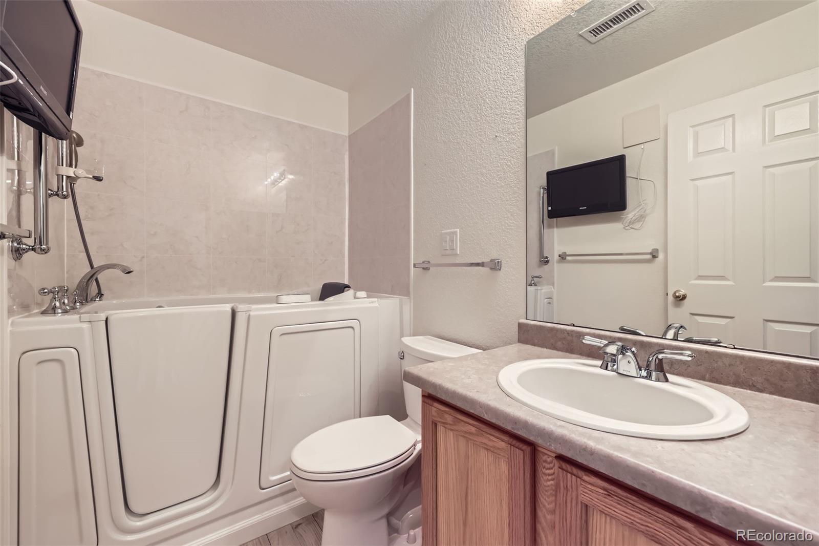 MLS Image #24 for 5833 n biscay street,denver, Colorado